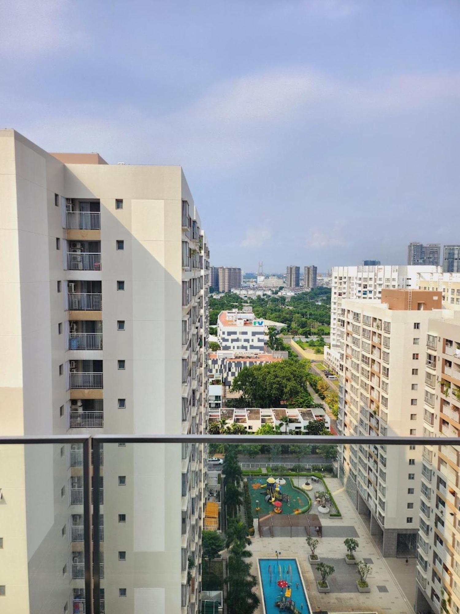 Michael Apartment Scenic Valley Хошимін Екстер'єр фото